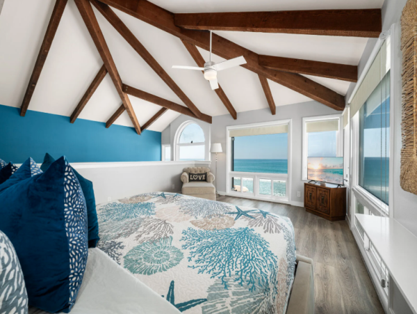 Oceanfront Retreat in Capo Beach - Luxurious 4-Bedroom Getaway